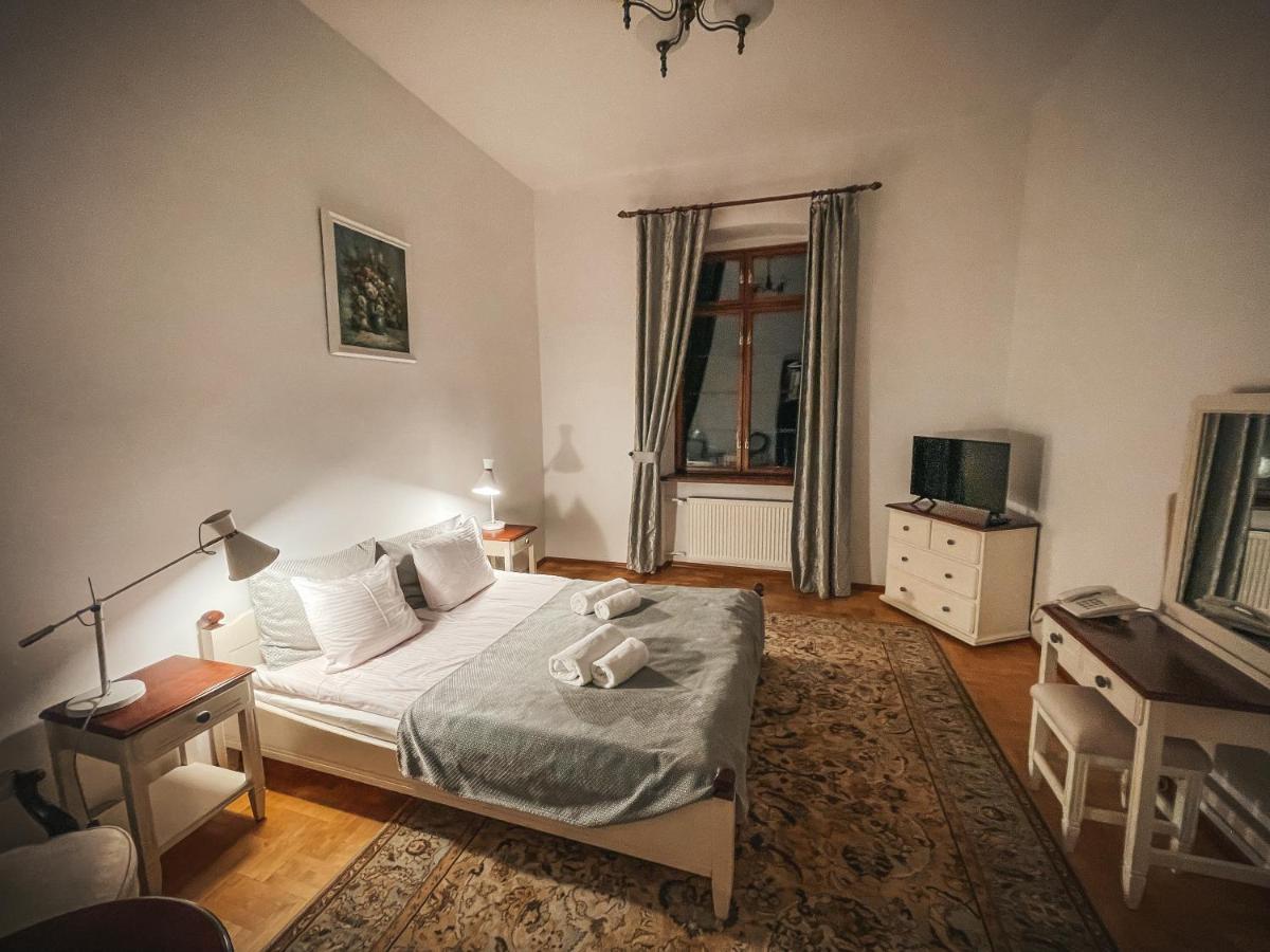 Bed & Breakfast Zamek *