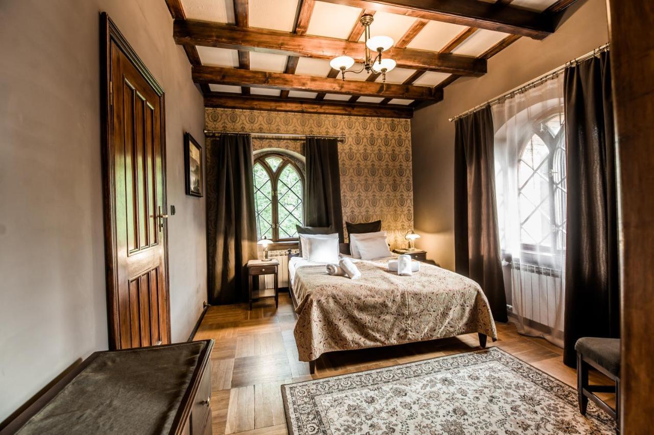 Zamek Bed & Breakfast Rzucewo